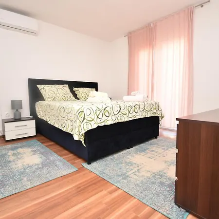 Apartment Helena House Bibinje